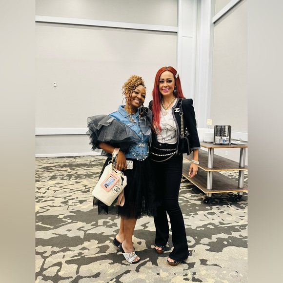 PoshFest 2023 San Diego 💕🌺🌸 - Picture 15 of 15